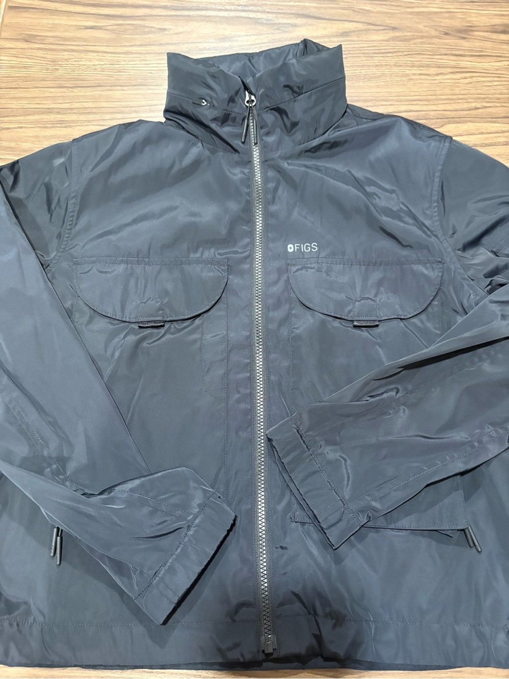 FIGS women’s Black Lightweight Zip-Up Jacket